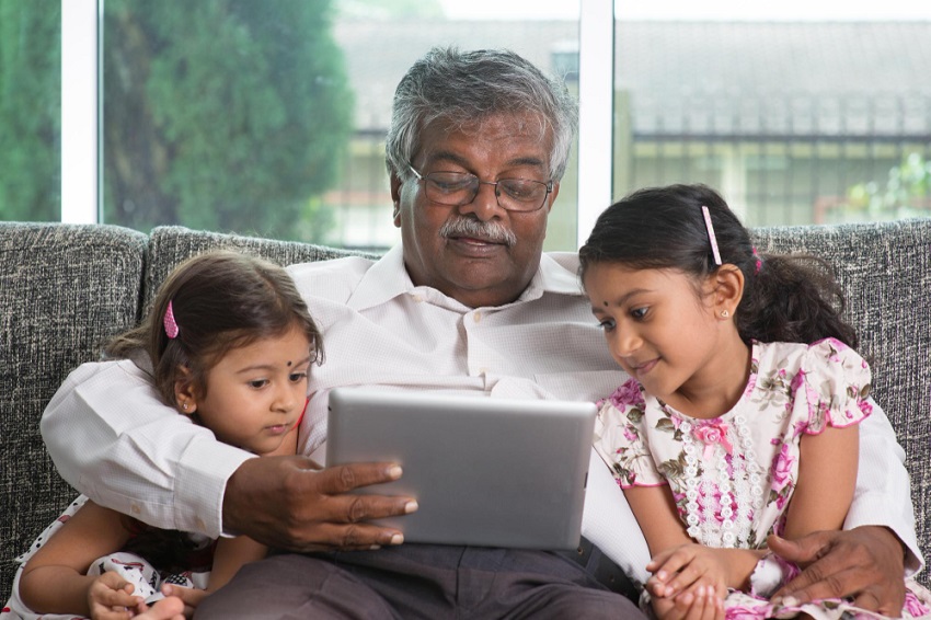 Why Digital Literacy for Seniors Matters