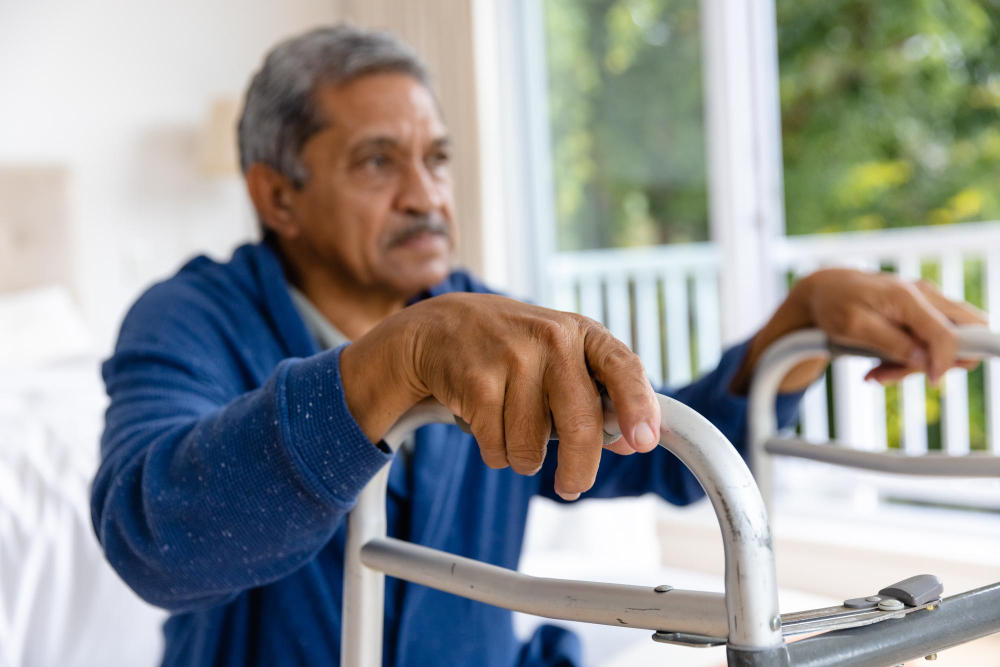 Mobility Challenges in Seniors & Long-Term Care Options 
